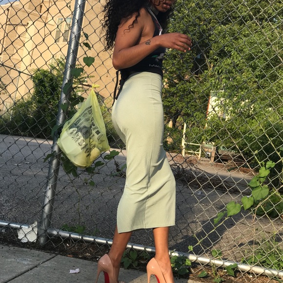 Meet your Posher, Marquahia - Picture 1 of 1